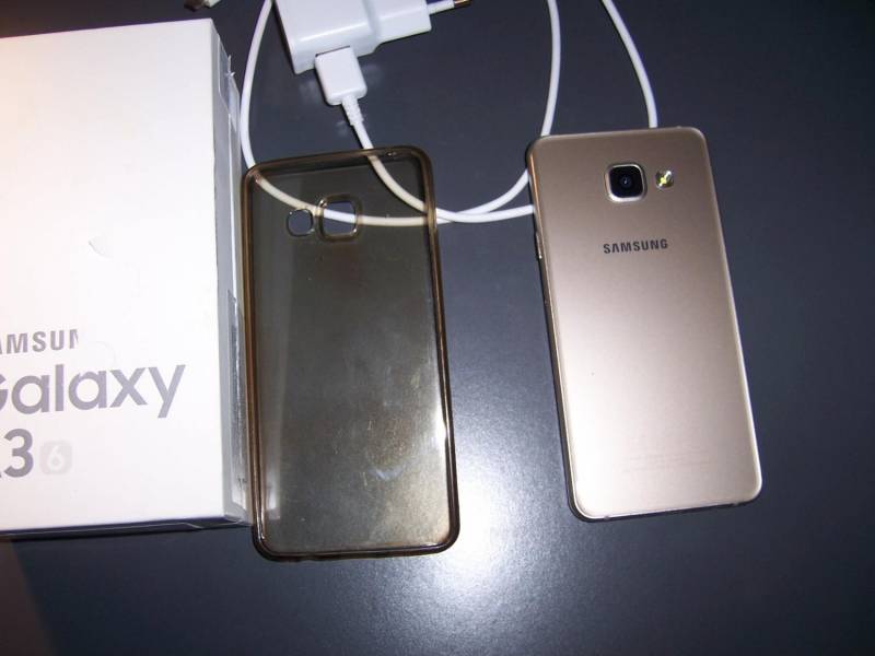 ox_zloty-samsung-galaxy-a3-2016-model-sm-a310f