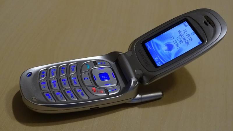 ox_samsung-sgh-x-450-w-swietnym-stanie-bez-simlocka