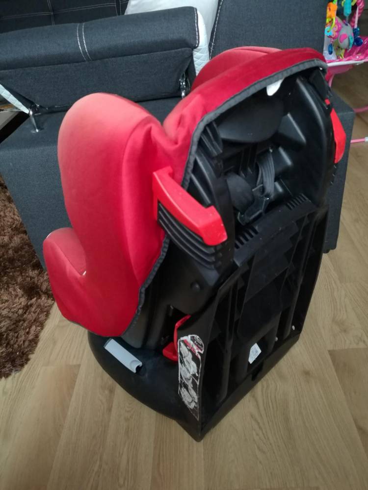 ox_fotelik-bebe-confort-iseos-tt-9-18kg