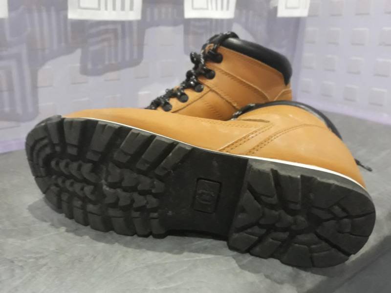 ox_buty-croop