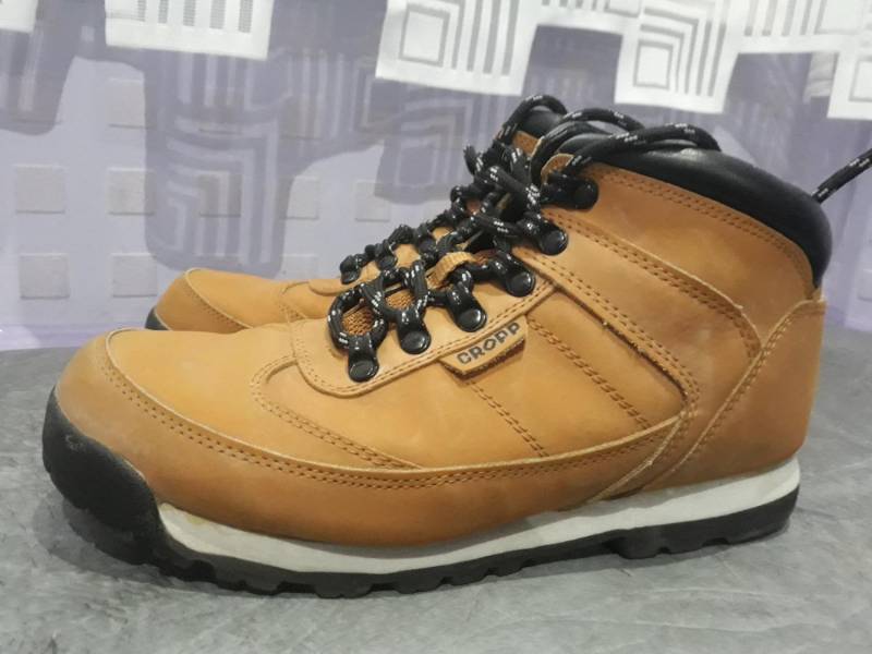 ox_buty-croop