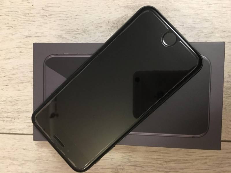 ox_nowy-iphone-8-space-gray-64gb-gwarancja-polska-2018-x-kom-dodatki