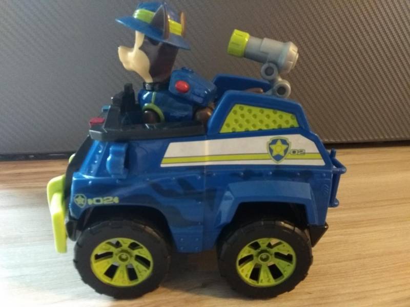 ox_psi-patrol-radiowoz-figurka-chase
