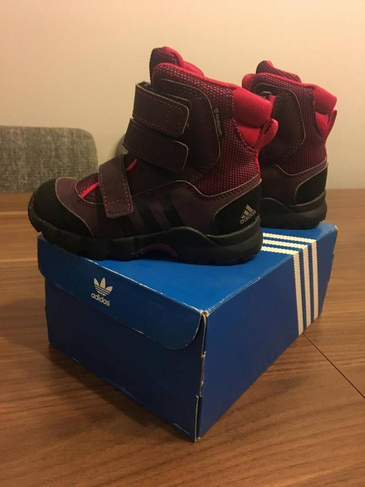 ox_adidas-holtanna-snow-r24