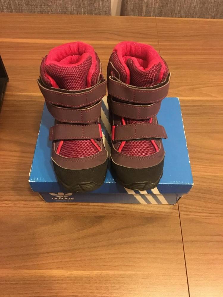 ox_adidas-holtanna-snow-r24