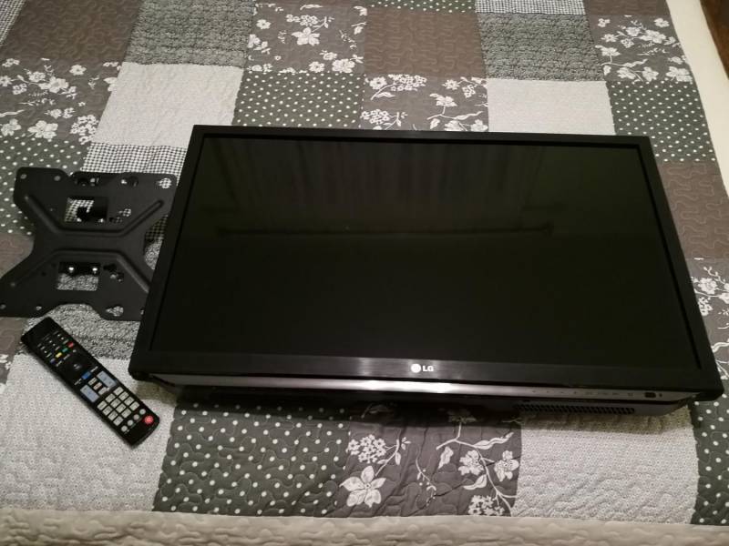 ox_sprzedam-telewizor-lg-32