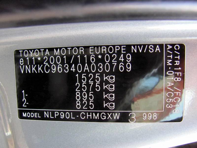 ox_toyota-yaris-14-d-4d-sol-2006r-bezwypadkowy