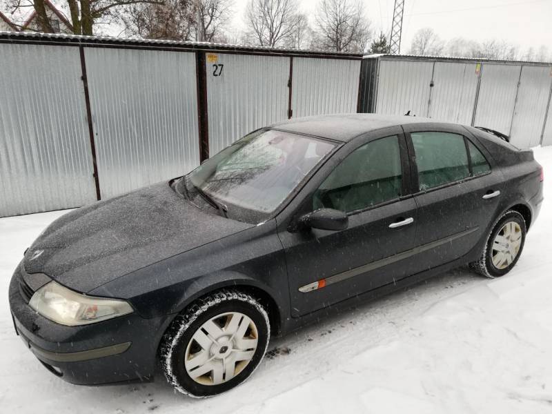 ox_renault-laguna-ii-2002r-18-16v-bogata-wersja-mozliwa-zamiana