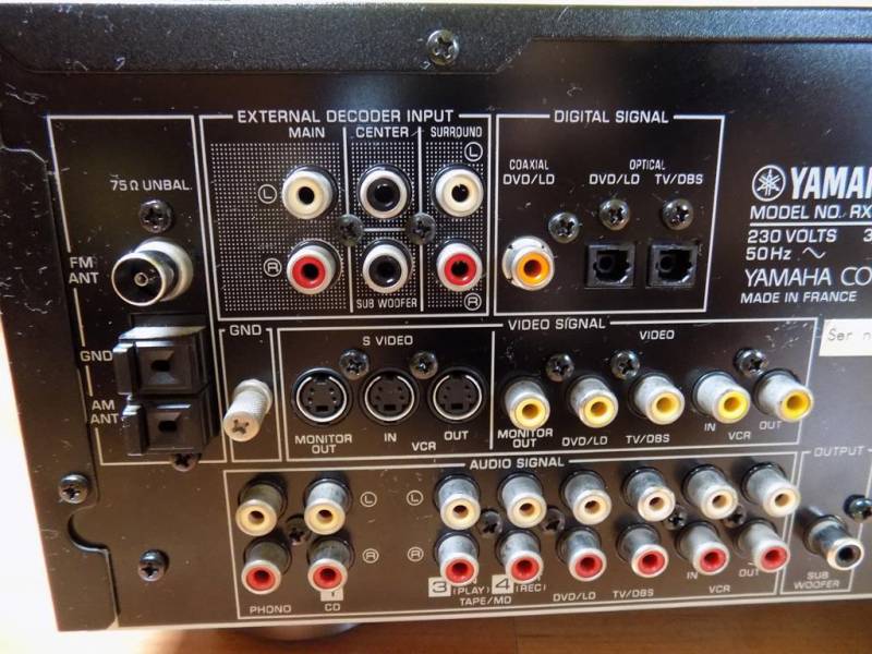 ox_amplituner-yamaha-rx-v595-rds