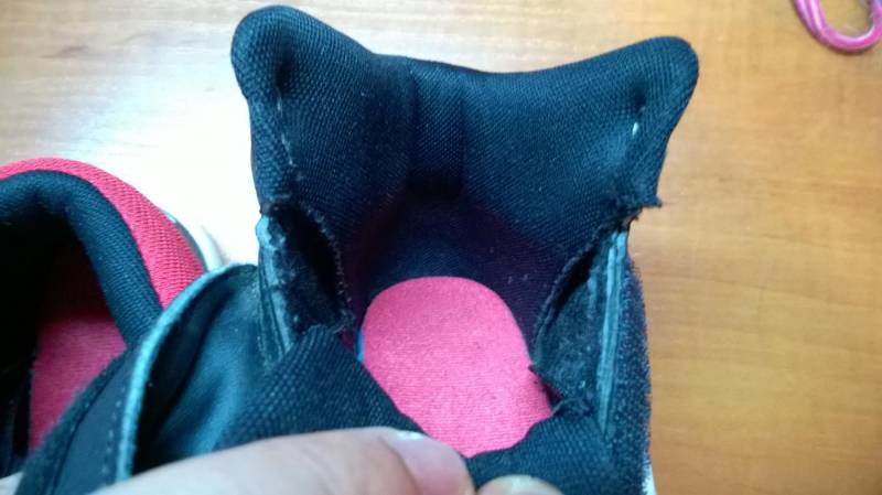 ox_adidas-hoops-mid-20-buty-dzieciece
