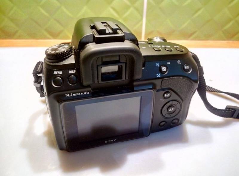 ox_aparat-lustrzanka-sony-alfa-450-a450-dslr-a450
