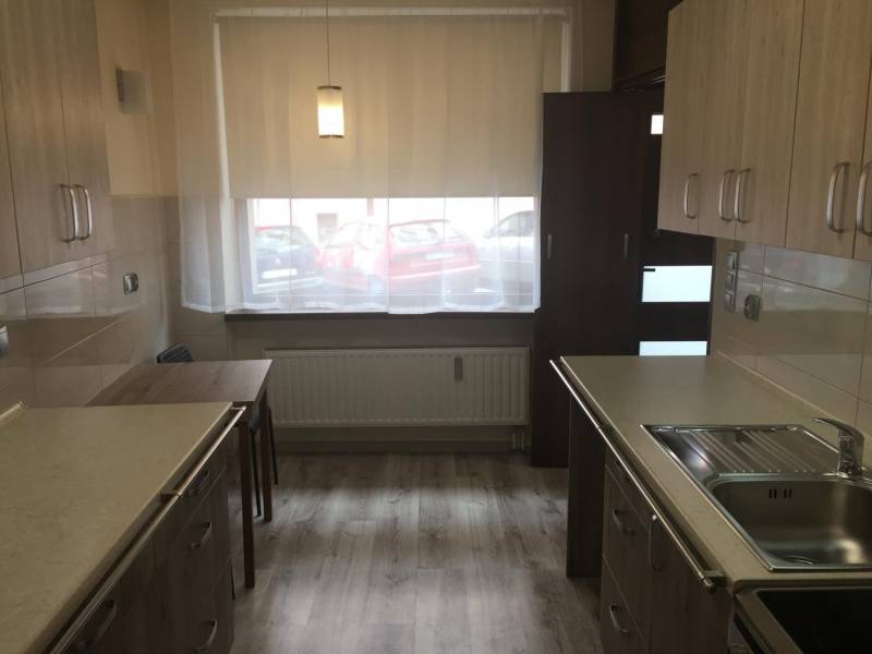 ox_wynajme-kawalerke-w-centrum-cieszyna-70m-od-rynku-ulnowe-miasto7