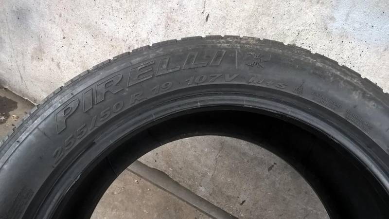 ox_opony-zimowe25550r19pireli