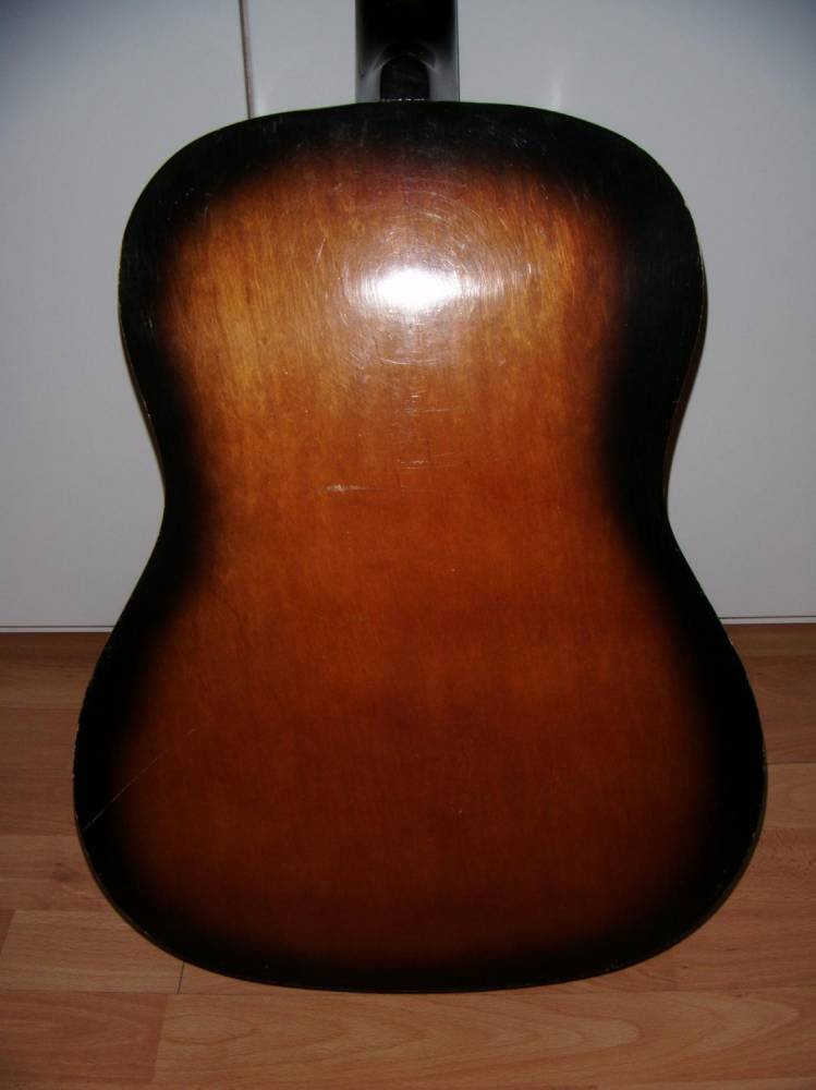 ox_sprzedam-gitare-akustyczna