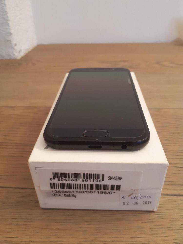 ox_okazja-samsung-galaxy-a5-2017-gwarancja-kompletny-zestaw-ideal