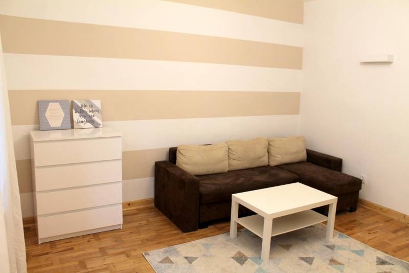 ox_cieszyn-scisle-centrum-duza-kawalerka-35m-na-wynajem-wysoki-standard