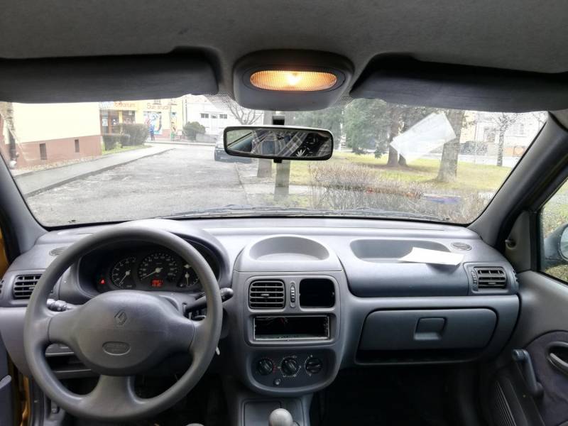 ox_renault-clio-2-1998