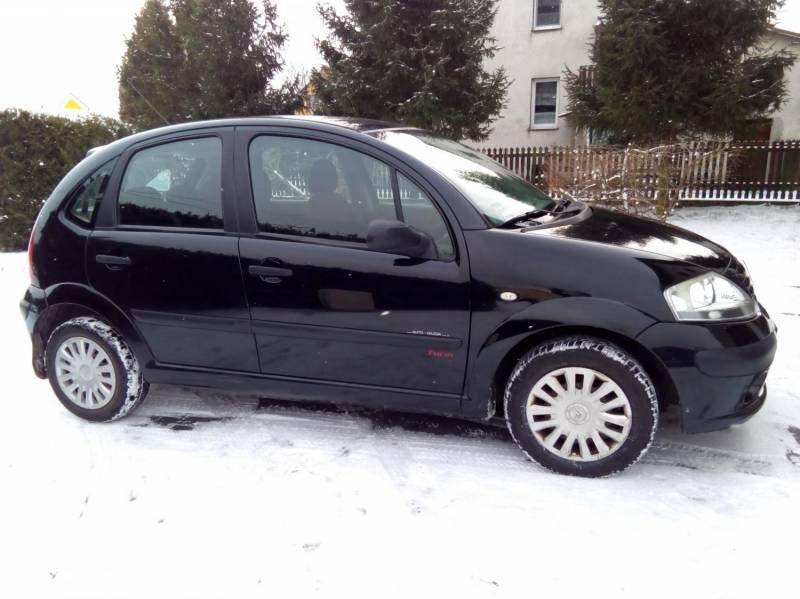 ox_citroen-c3-lift-2005r-11-benzyna-krajowy