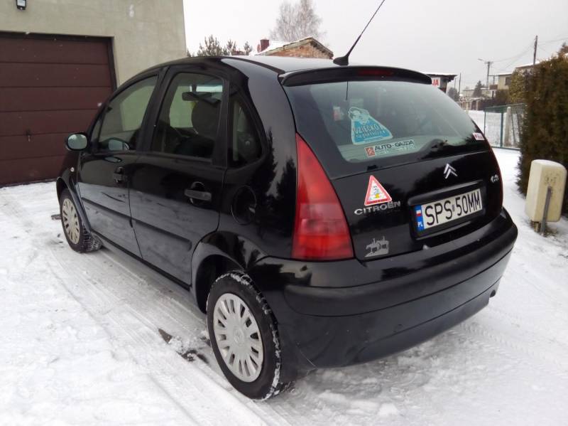 ox_citroen-c3-lift-2005r-11-benzyna-krajowy