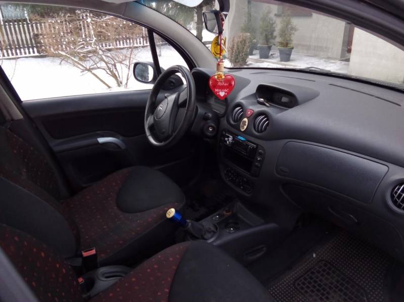ox_citroen-c3-lift-2005r-11-benzyna-krajowy