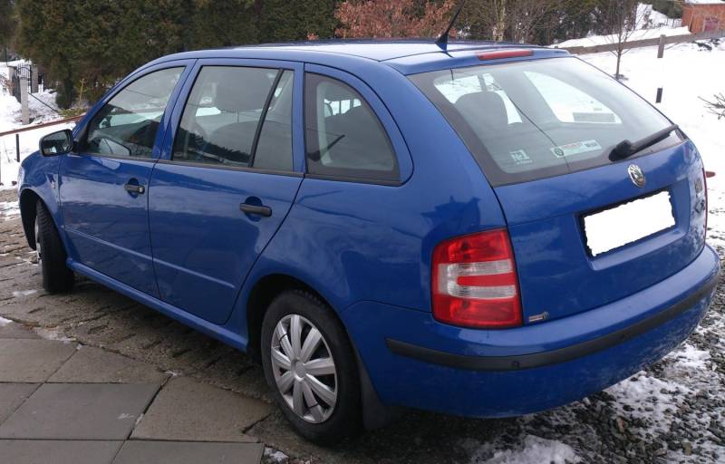 ox_skoda-fabia-12-kombi-benzynalpg