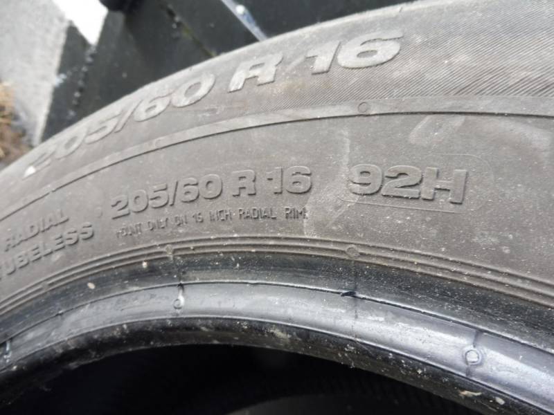 ox_2x-continental-contipremiumcontact-2-20560r16-92h-7mm