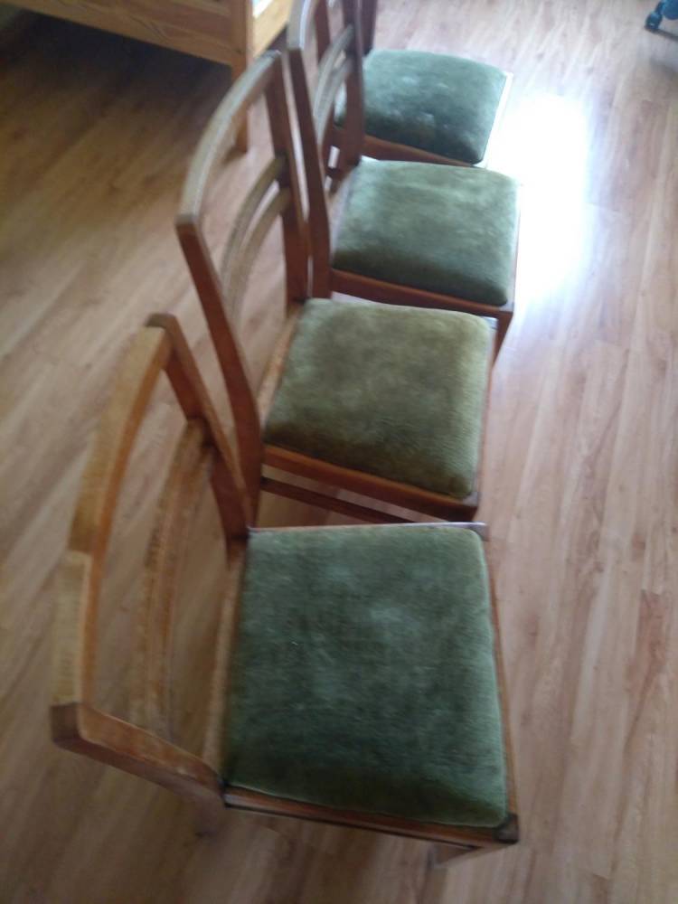 ox_super-krzesla-tapicerowane-do-stolu-wigilijnego