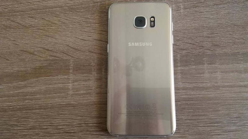 ox_samsung-galaxy-s7-edge-32gb-silver