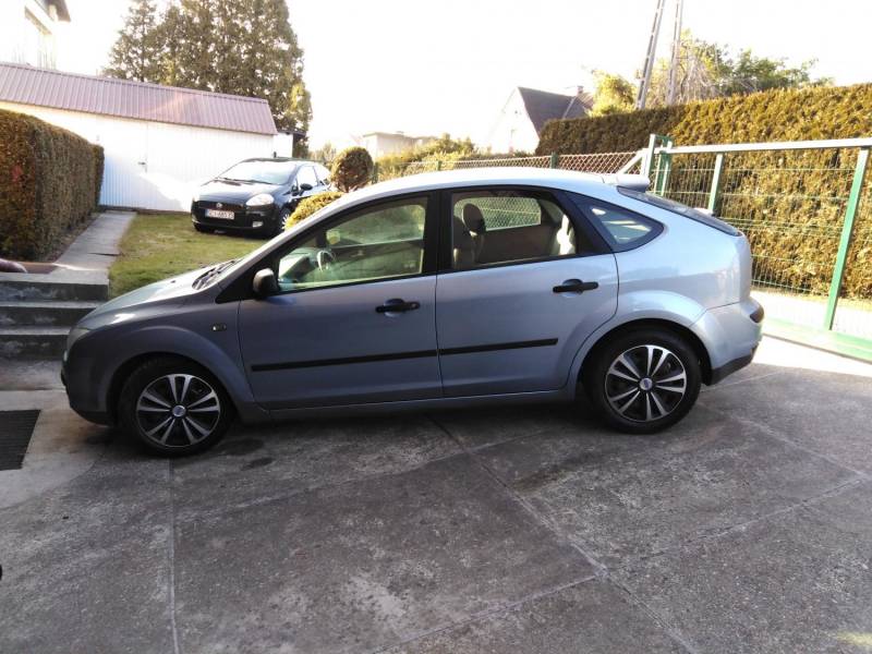 ox_sprzedam-ford-focus-mk2