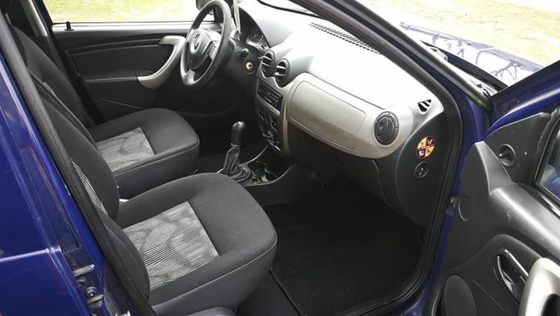 ox_dacia-sandero-2009r-klima-12-benzyna-bezwypadkowy