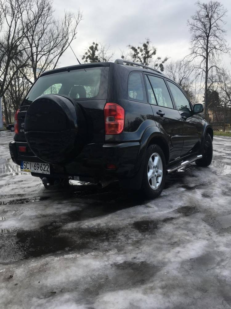 ox_toyota-rav4-20-benzynagaz-2003r