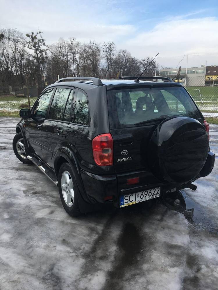 ox_toyota-rav4-20-benzynagaz-2003r