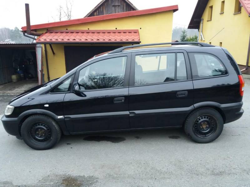 ox_opel-zafra-20-d-2002r