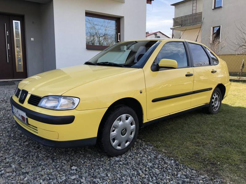 ox_seat-cordoba-2000r-16-benzynalpg-oryginalny-przebieg-bezwypadkowy-drugi-wlasciciel