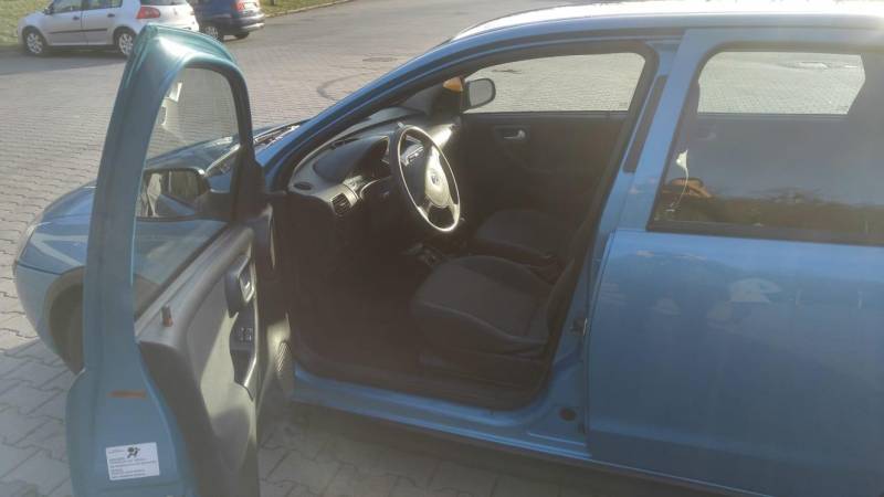 ox_opel-corsa-12-benzyna-2002-rklima-el-szyby-alu-felgi