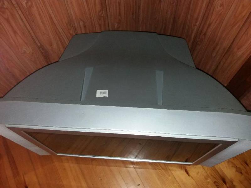 ox_telewizor-panoramiczny-panasonic-32