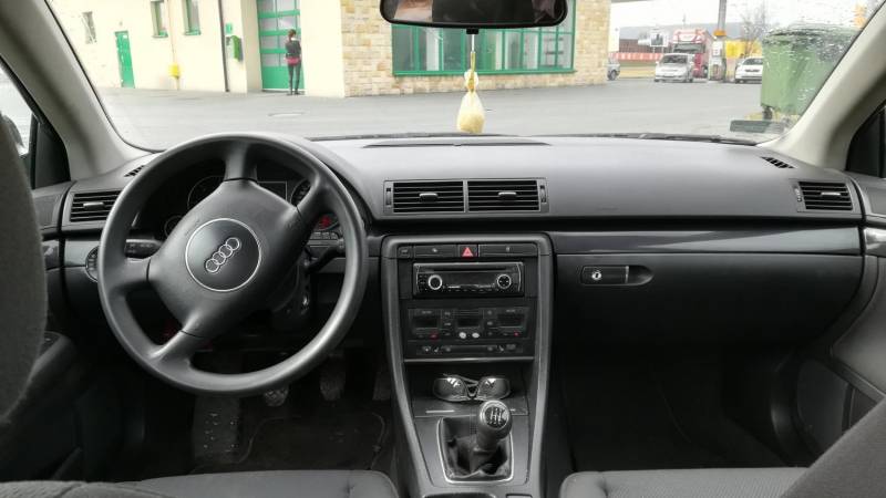 ox_audi-a4-19-tdi-130km