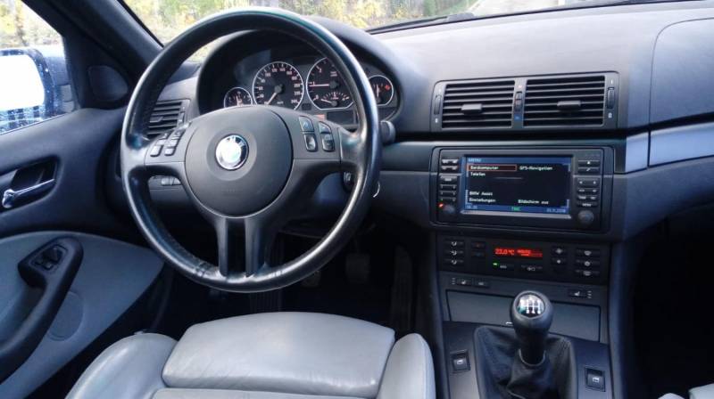 ox_bmw-e46-320d-bogate-wyposazenie-skora-navi-podgrzewane-fotele