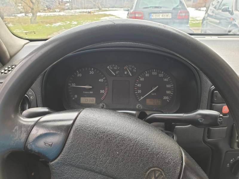 ox_volkswagen-polo-17sdi