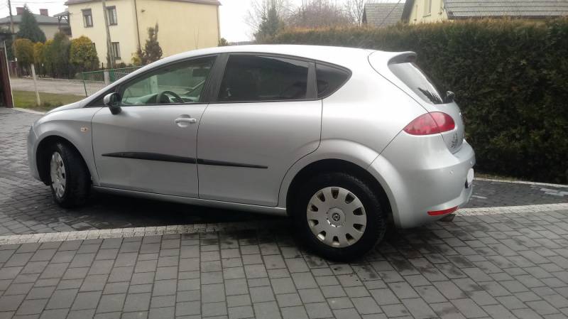 ox_seat-leon-ii-20062007-2-letni-lpg-gaz-climatic-niski-przebieg