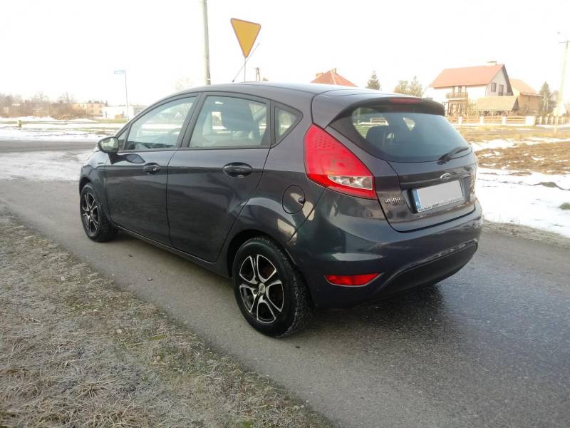 ox_ford-fiesta-mk7-2012r-klimatyzacja-bluetooth-lpg-gaz