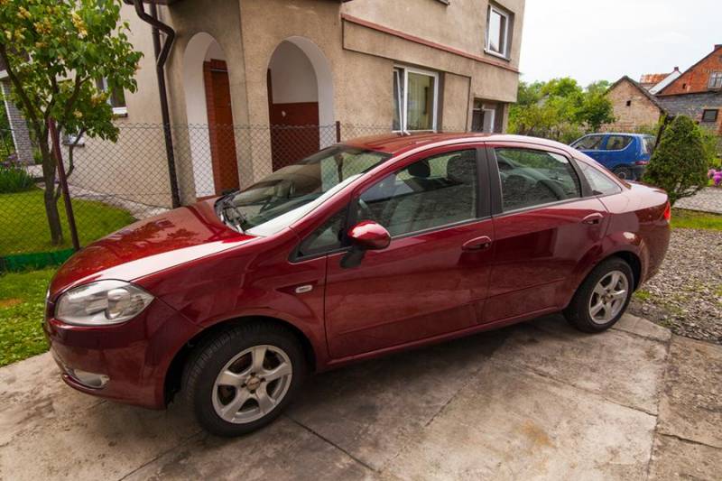 ox_fiat-linea-14-77km-2009-r-krajowy-klima