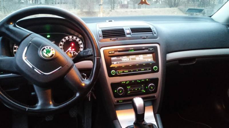 ox_skoda-octavia-kombi-16-tdi-4x4-2010r-204-tys-do-negocjacji