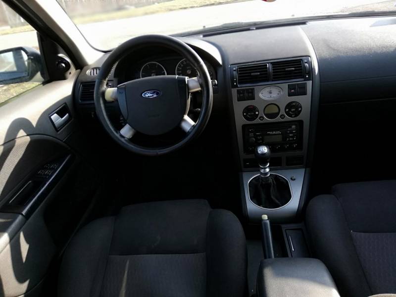 ox_ford-mondeo-mk3-20tdi-2003r