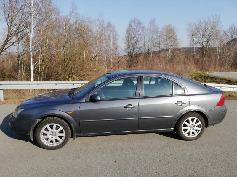 ox_ford-mondeo-mk3-20tdi-2003r