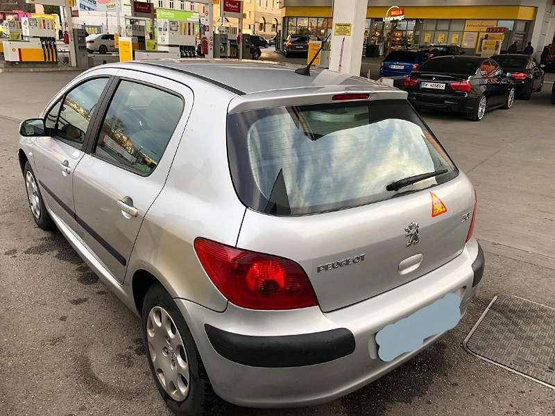 ox_peugeot-307-benzyna-1-4-klima-2005r