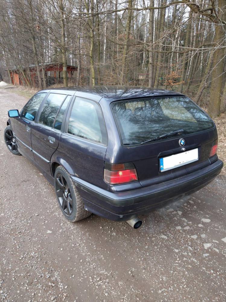 ox_sprzedam-bmw-e36-320i-benzyna-lpg