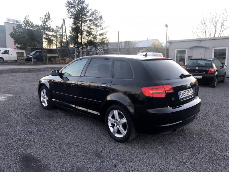 ox_audi-a3-sportback-20-tdi-bose-niski-przebieg