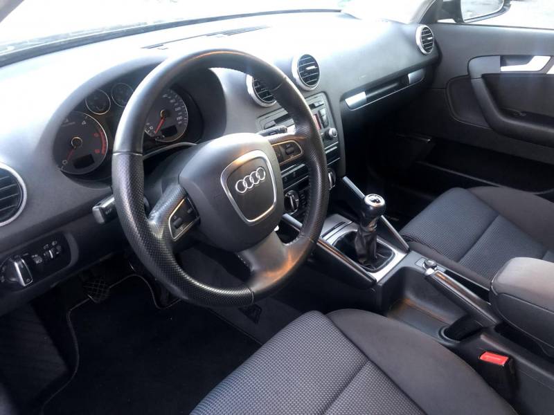 ox_audi-a3-sportback-20-tdi-bose-niski-przebieg