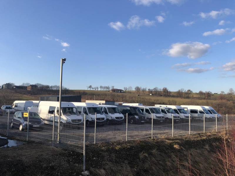 ox_vw-crafter-20-tdi-brygadowka-sprinter